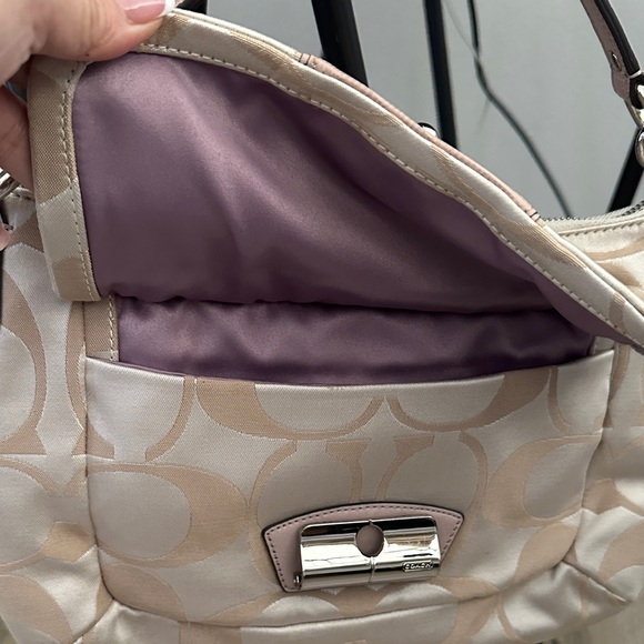 Coach Cream and Pink crossbody Bag - Picture 2 of 15